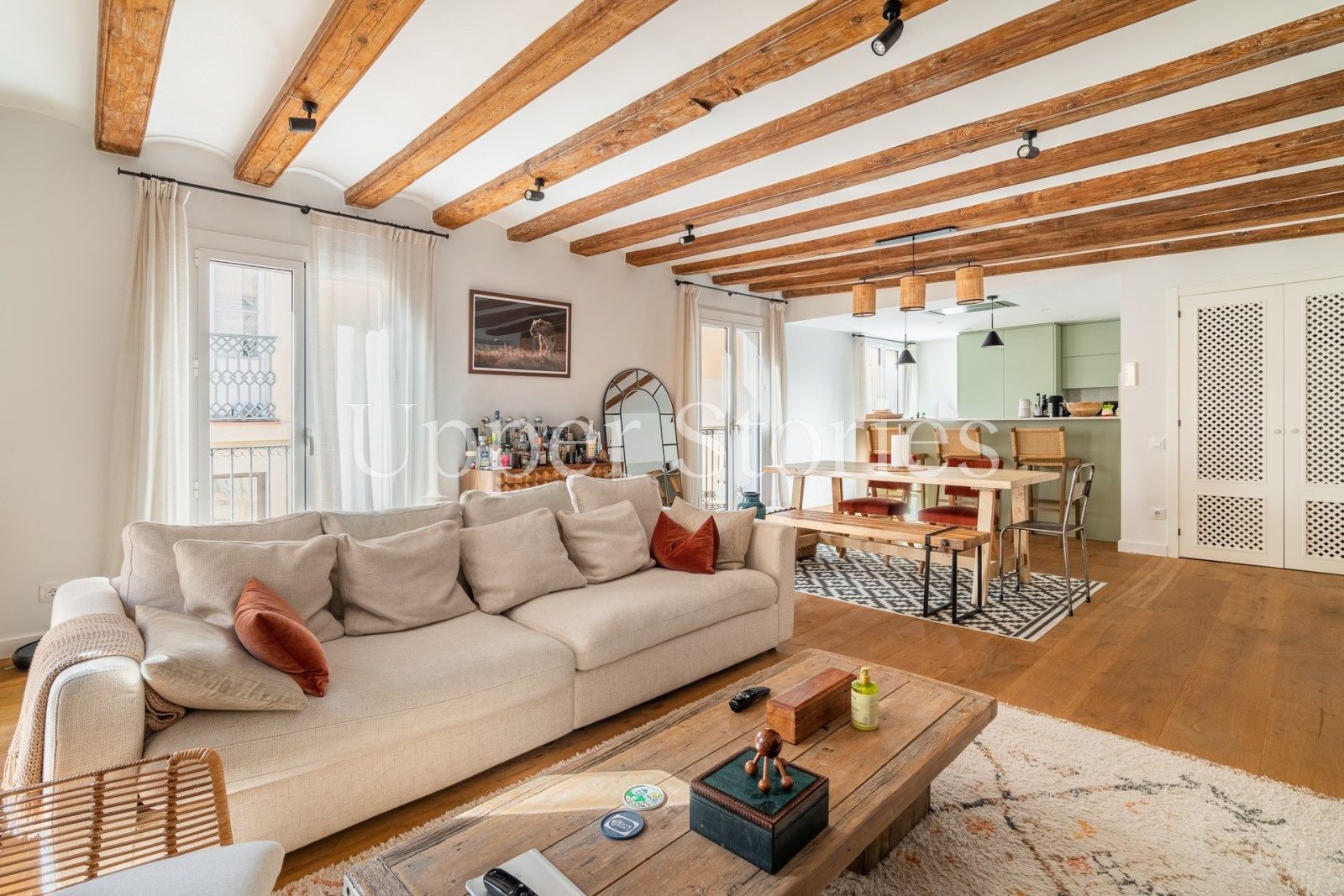 738299 US-230 – EL BORN – DREAM PENTHOUSE